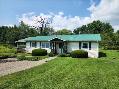 104 Sequoia Dr, Mercer, PA, 16137
