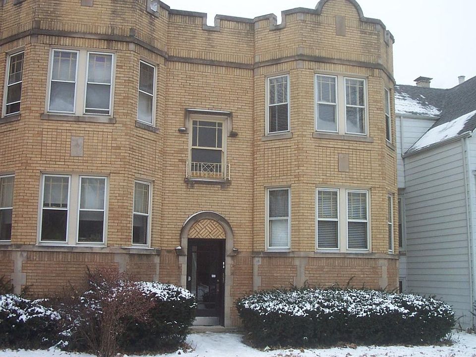 1st image of 3734 N Christiana Ave #2
