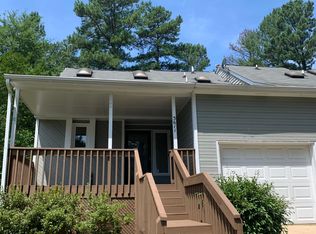 3611 Top Of The Pines Ct, Raleigh, NC 27604