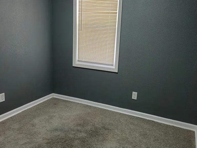 3001 Kensington Ave — Photo 16