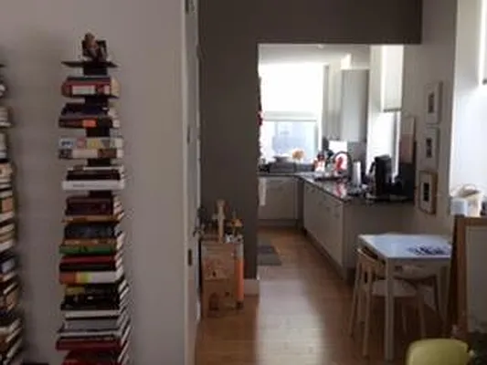 Sold by R New York | media 2