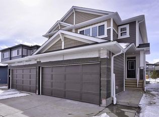 264 NE Legacy Glen Parade SE, Calgary, AB T2X 5Z6