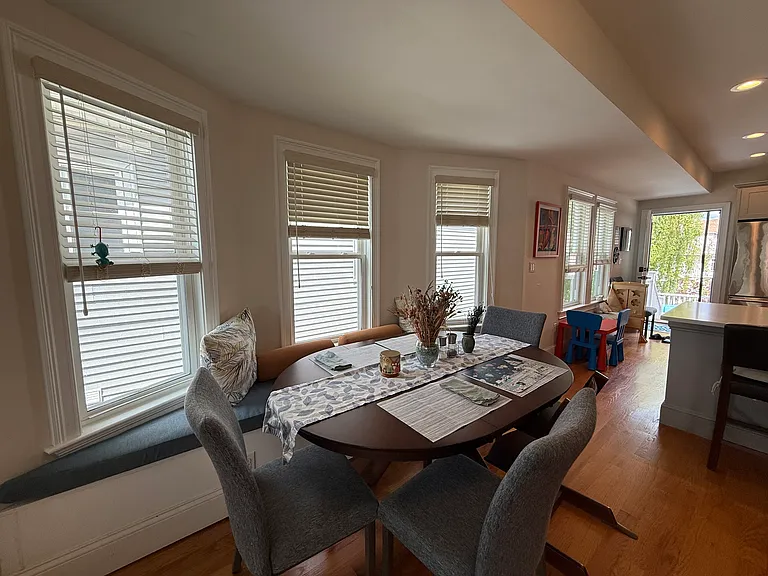 24 Shapley Ave #2 — Photo 9