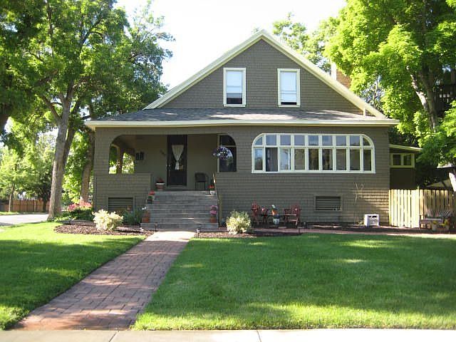 1st image of 780 E Garfield Ave