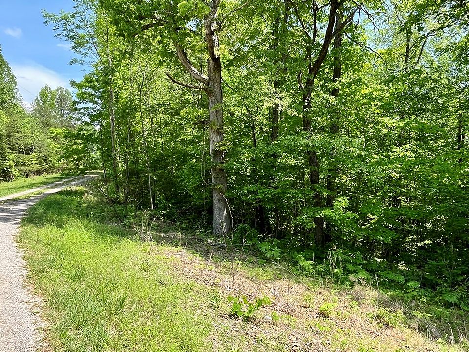 2nd image of 396 Turkeytown Rd