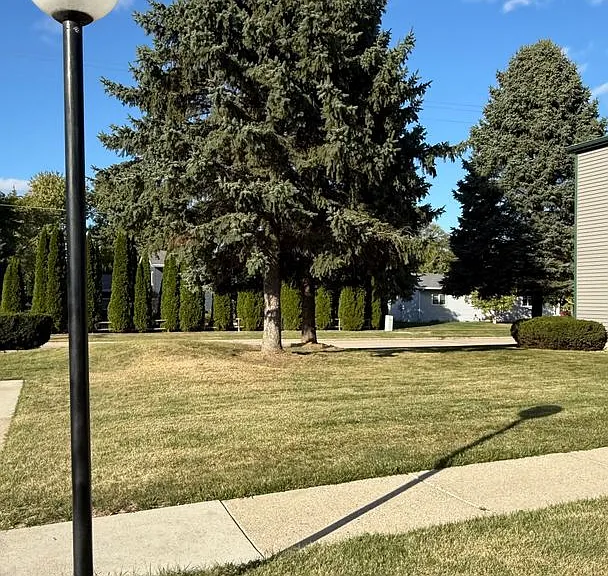 Elkhorn Village Apartments | 1 & 2 Bedroom Apartments in Elkhorn, WI Heat Included — Photo 48