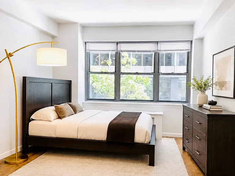 80 Park Ave #3H — Photo 5