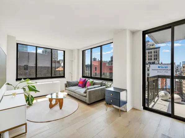 5 E 22nd St, New York, NY