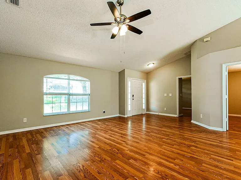 1320 Rain Forest Ln — Photo 6
