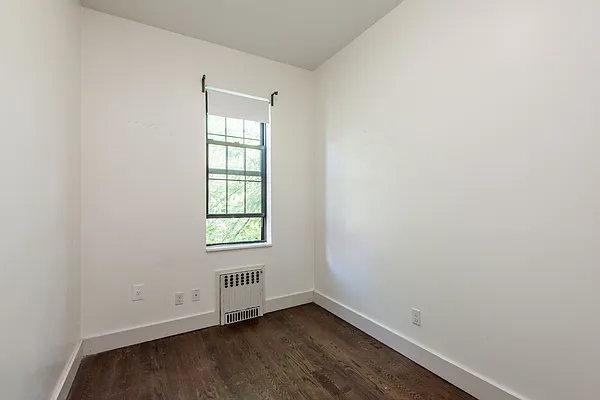 Rented by Nooklyn NYC LLC | media 62