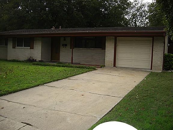 2nd image of 1106 Sproles Dr