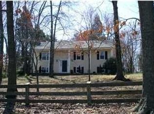 4731 Mechunk Rd, Keswick, VA 22947