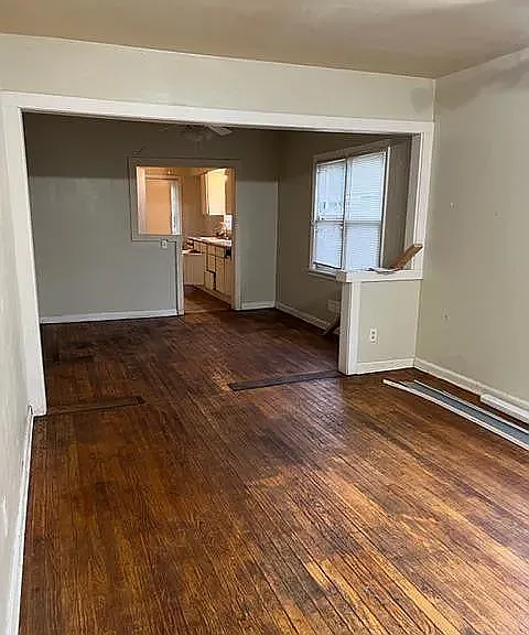 2 bed, 1776 sqft, $1,292 — Photo 2