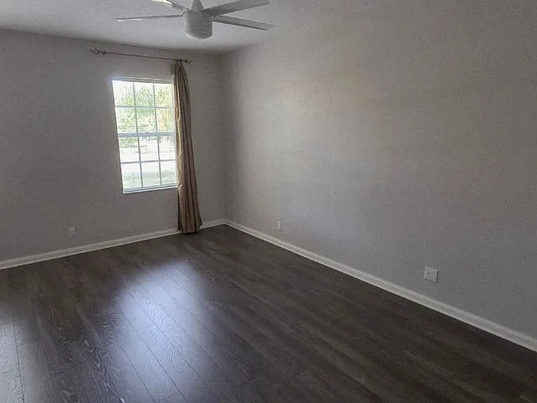47 Tall Oaks Cir — Photo 4
