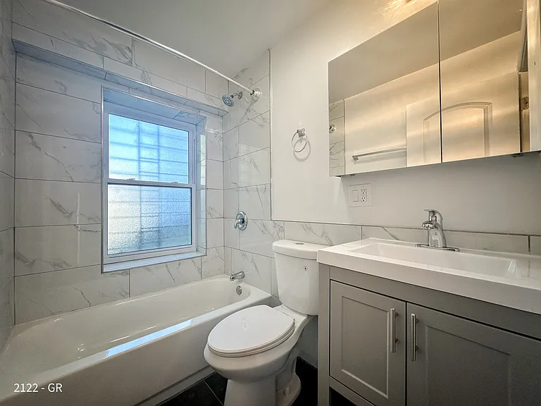 2122 N. Kimball Ave. / 3407 W. Shakespeare Ave. — Photo 9