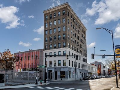 46 Amesbury St APT 2B, Lawrence, MA, 01840
