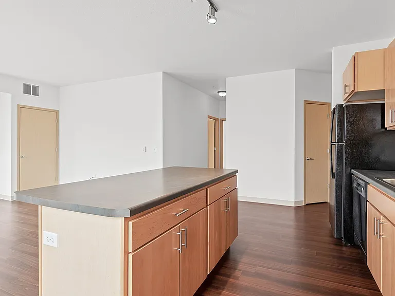 Fourth Street Co-op Apartments — Photo 83