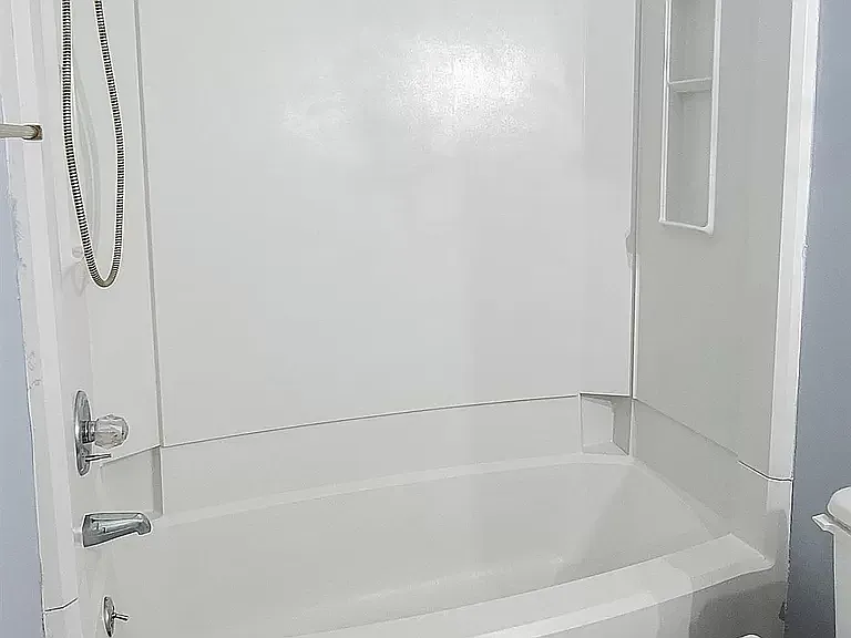 725 E Cardinal Dr — Photo 19