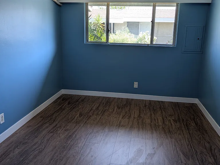 817 N Grandview Ave #817 — Photo 10