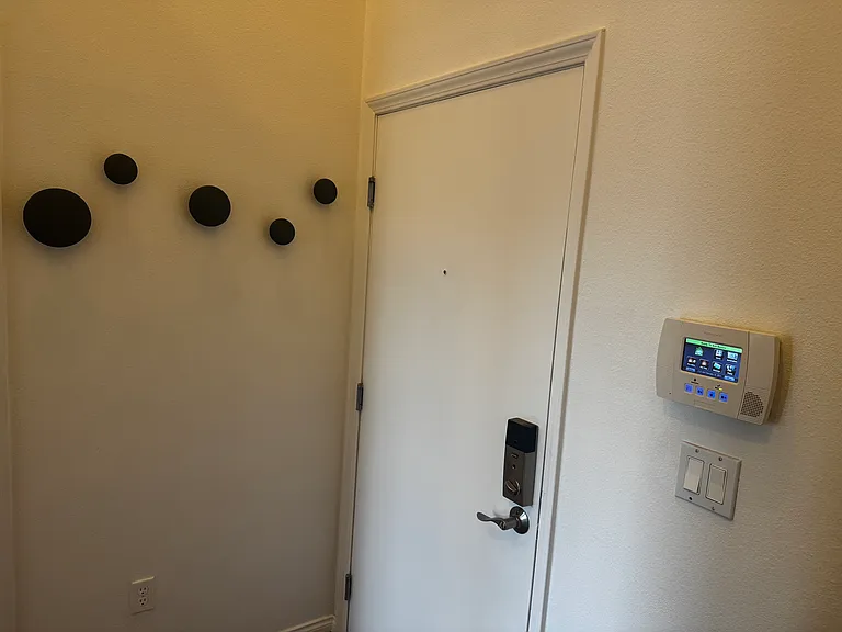 360 Avenue 26 #400 — Photo 9