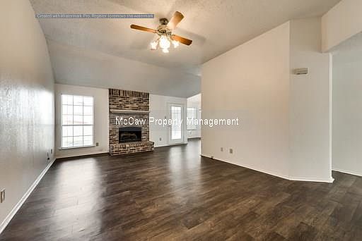 4th image of 1125 Silver Spruce Dr