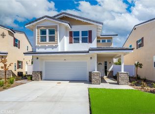 753 Lewis St, Pomona, CA 91768