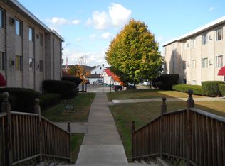 500 W Main St APT 26, Endicott, NY 13760