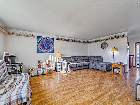 5th image of 249 Bacchetti Dr