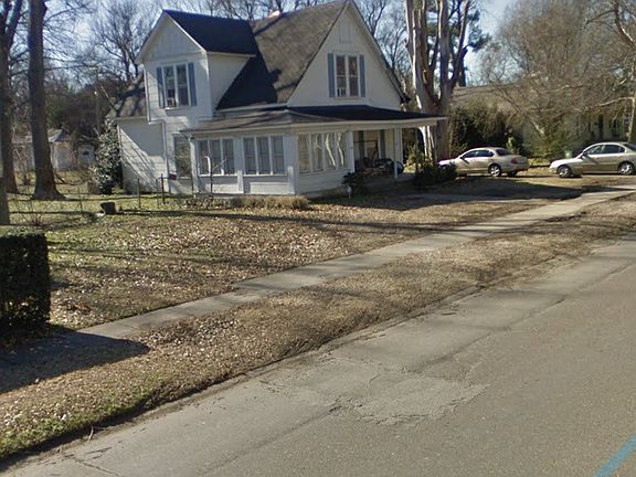 3rd image of 1115 W Walnut St