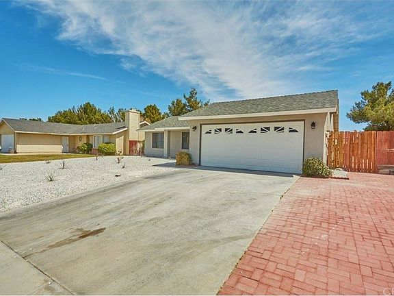 2nd image of 14947 Brigadoon Ln