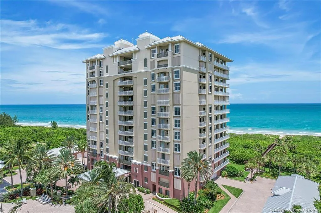 3 bed, 3.0 bath, 1991 sqft, $7,000 — Photo 1