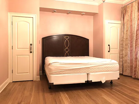 Rented by Meraki Realty LLC | media 7