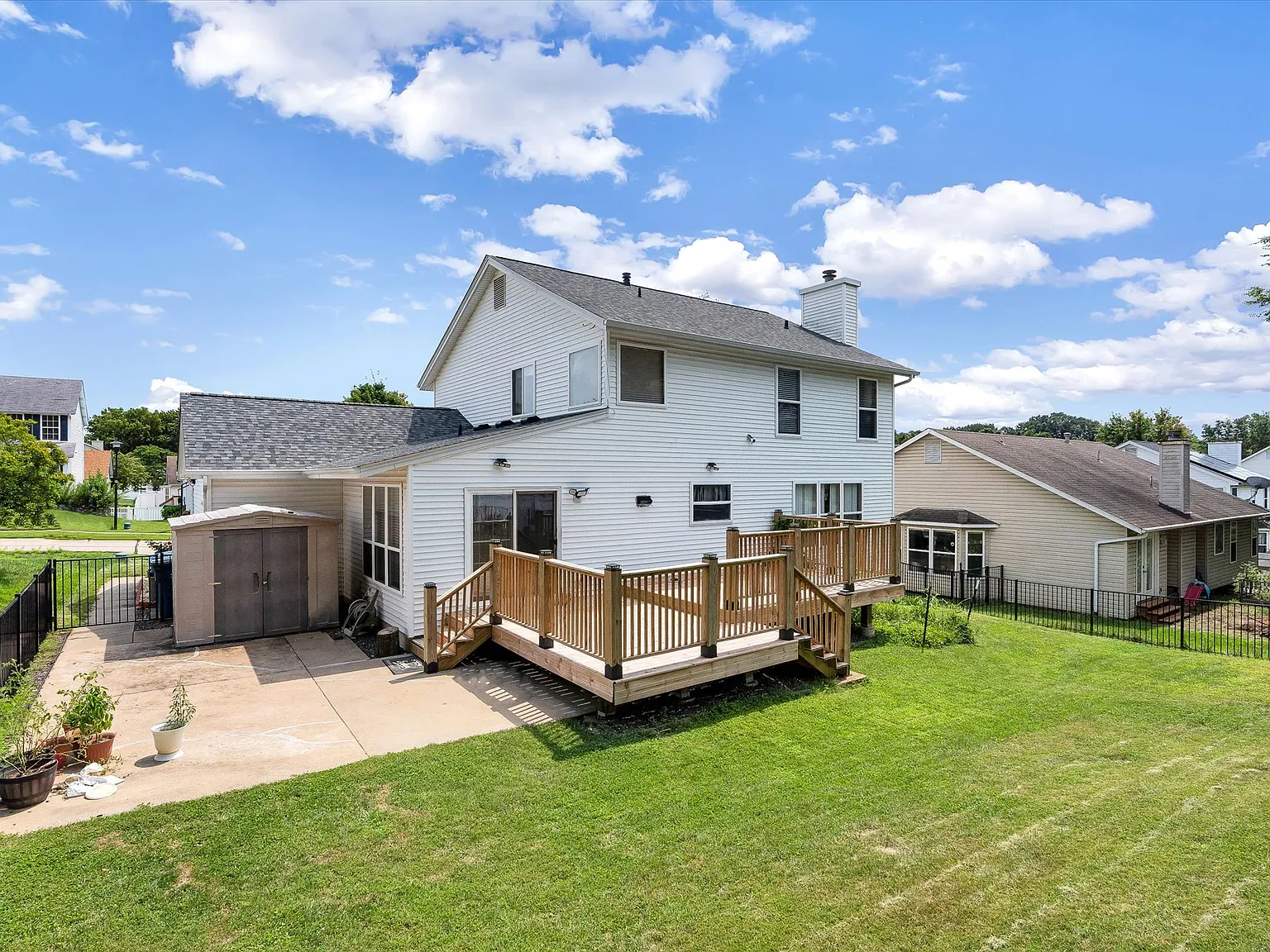 4 bed, 2117 sqft, $2,850 — Photo 3