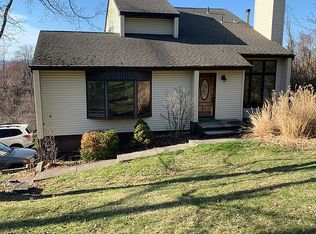 22 Sebastian Ct, Hopewell Junction, NY 12533