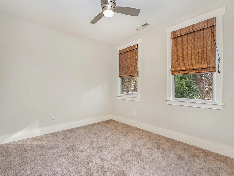 1239 Great Ridge Pkwy — Photo 6