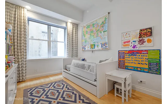 Sold by Douglas Elliman | media 23