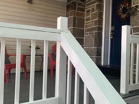 4th image of 428 Croyden Rd