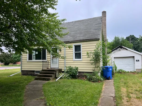314 S Locust St, Wyanet, IL 61379