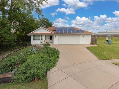 4212 3rd St #A, East Moline, IL, 61244