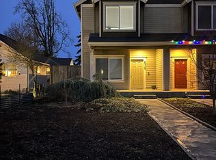 678 NW 4th Ave, Canby, OR 97013