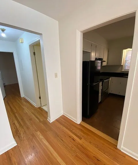 1423 Everett Ave #1 — Photo 1