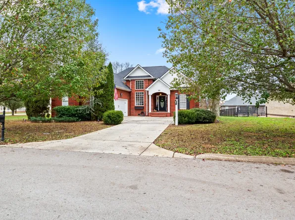 101 Saint James Pl, Shelbyville, TN 37160