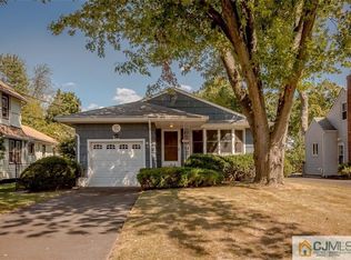 154 Stout Ave, Middlesex, NJ 08846