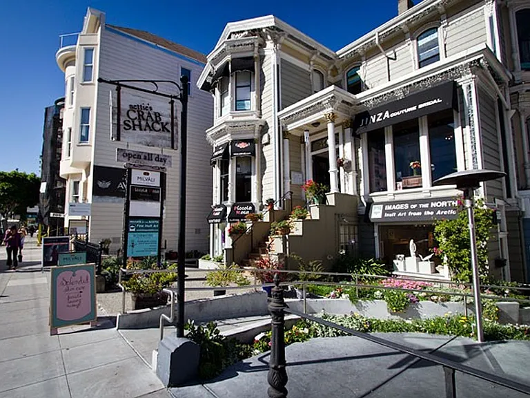 1545 Lombard St — Photo 12