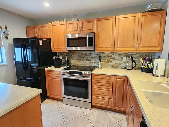 2nd image of 5155 N Highway A1a #211