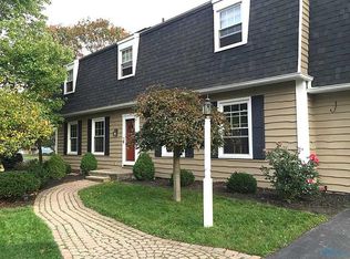 75 Back Bay Rd, Bowling Green, OH 43402