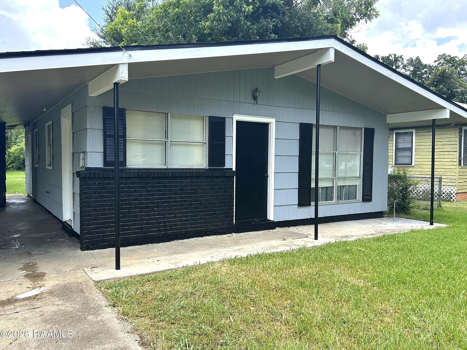 3 bed, 1100 sqft, $900 — Photo 4