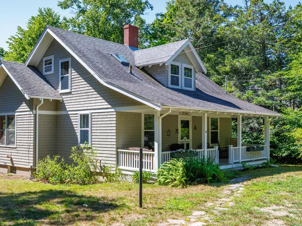 42 High Road, Southwest Harbor, ME 04679