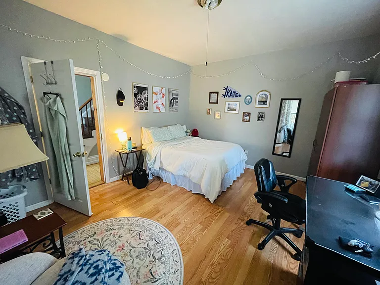 41 Seminary Ave — Photo 7