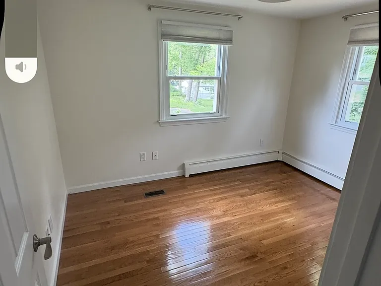 17 Shawmut Ave — Photo 24